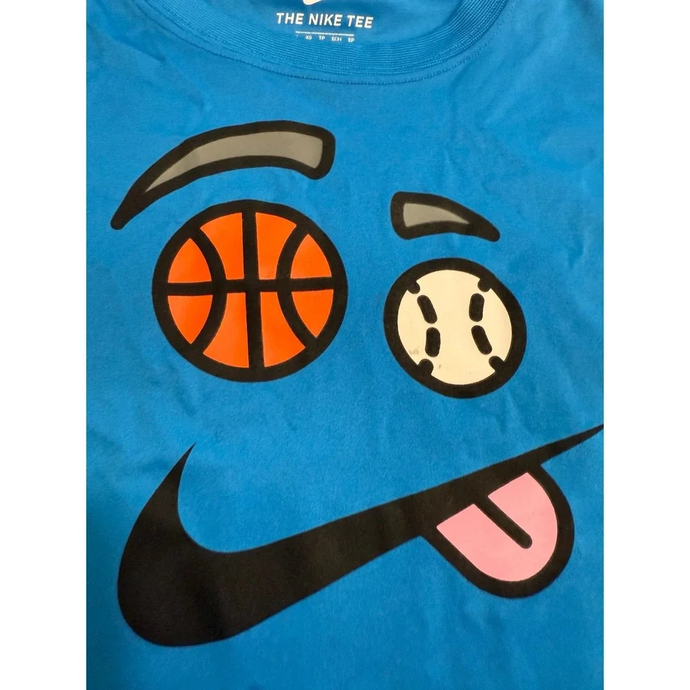 Nike‎ boys blue sports smiley face shirt size 4